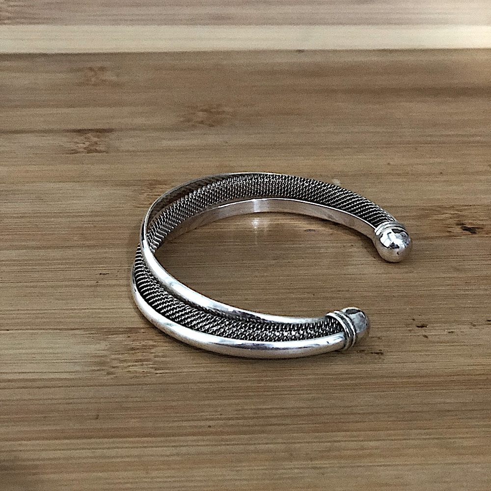 $172  Designer Estate Cuff  Sterling Silver  Marked 925 - Picture 3 of 9